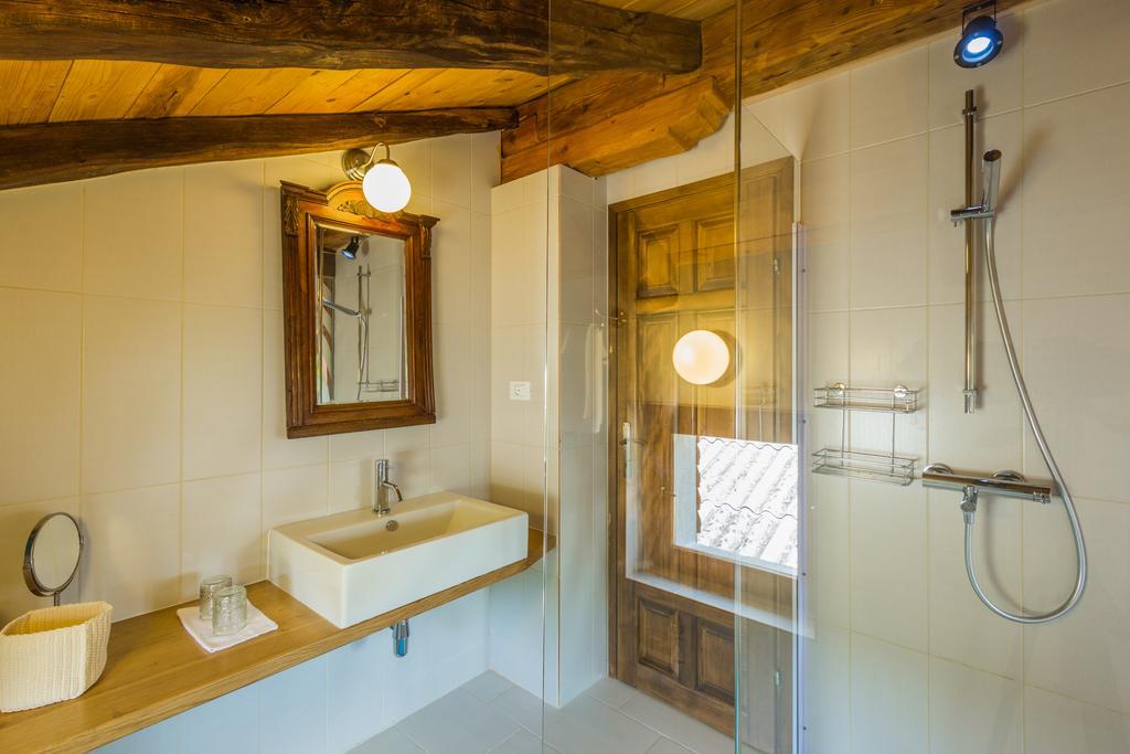Ivanini Secluded Stone Villa With A Stunning View Brseč Екстериор снимка